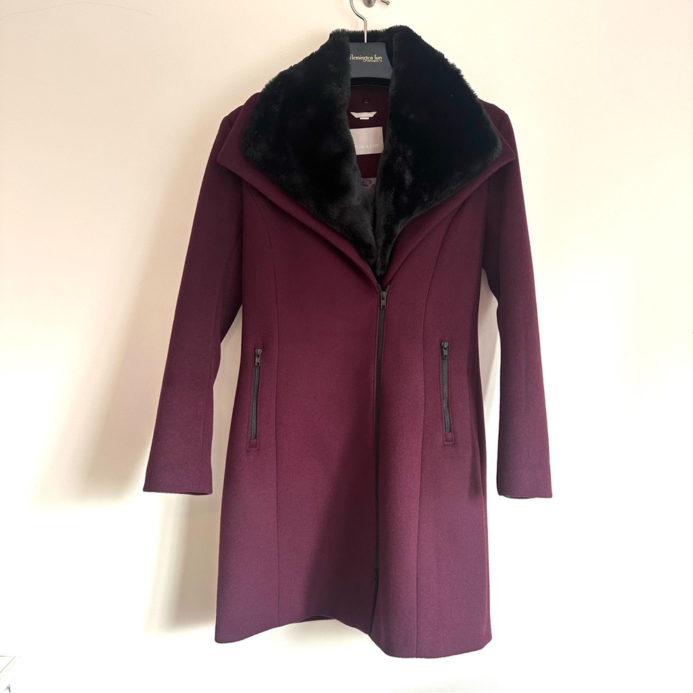 LIKE NEW Soia & Kyo Burgundy Wool Overcoat with Black Faux Fur Collar, Size M